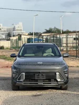 Hyundai Kona 2025 Gray