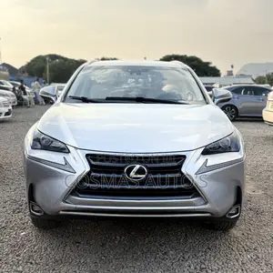 Lexus NX 200 FWD 2015 Silver