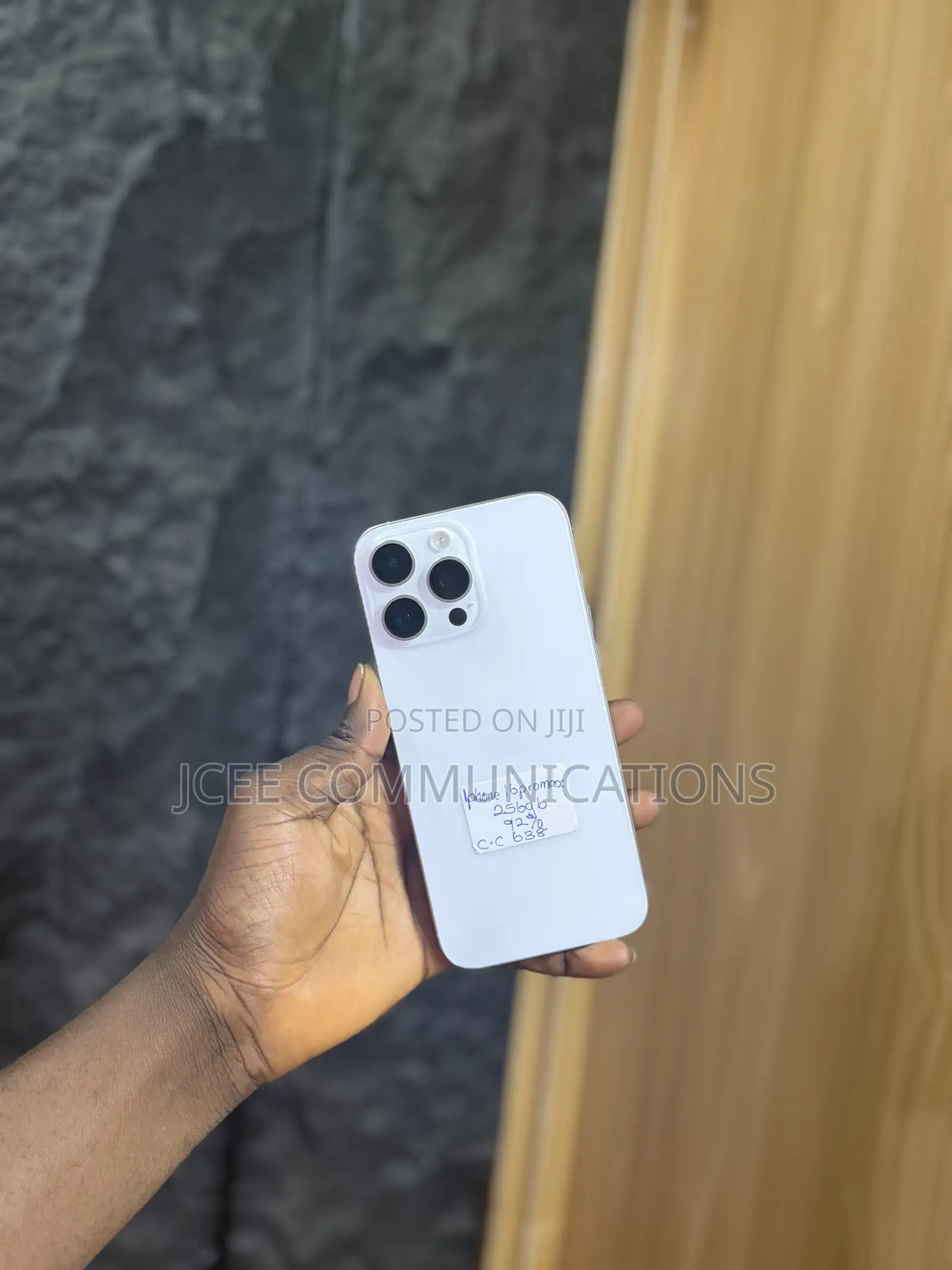 Apple iPhone 16 Pro Max 256 GB White