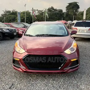 Hyundai Elantra Limited 4dr Sedan (1.8L 4cyl 6A) 2014 Red