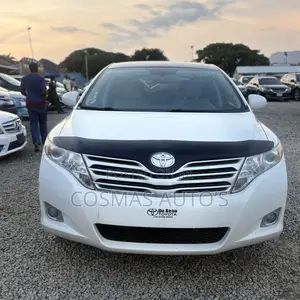 Toyota Venza AWD 2010 White