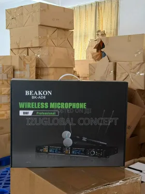 BEAKON BK-AD8 UHF Professional Wireless Microphone System.