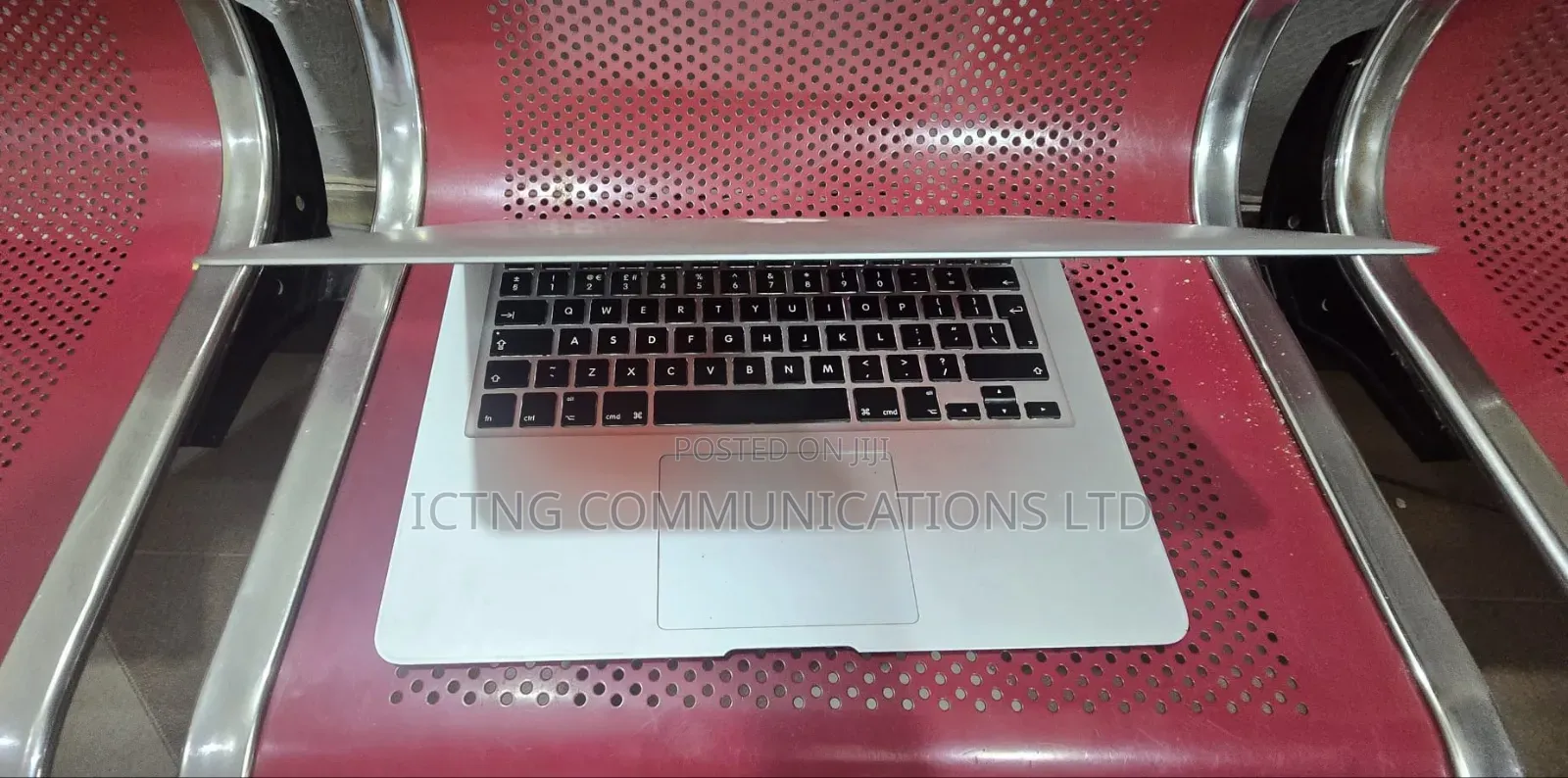 Laptop Apple MacBook Air 2017 8GB Intel Core i5 SSD 256GB