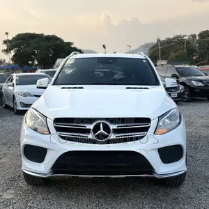 Mercedes-Benz GLE-Class GLE 350 2017 White