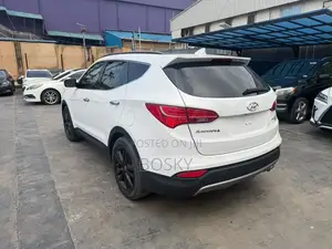 Hyundai Santa Fe 2015 White