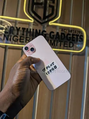 Apple iPhone 15 Plus 128 GB Pink