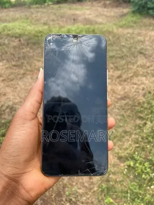 Infinix Hot 12i 64 GB Bronze