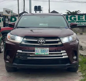 Toyota Highlander 2017 Brown