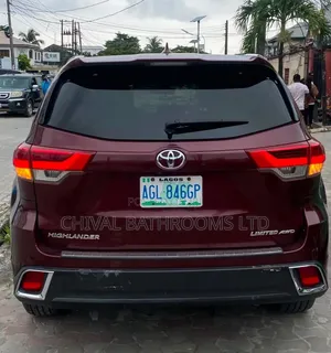 Toyota Highlander 2017 Brown