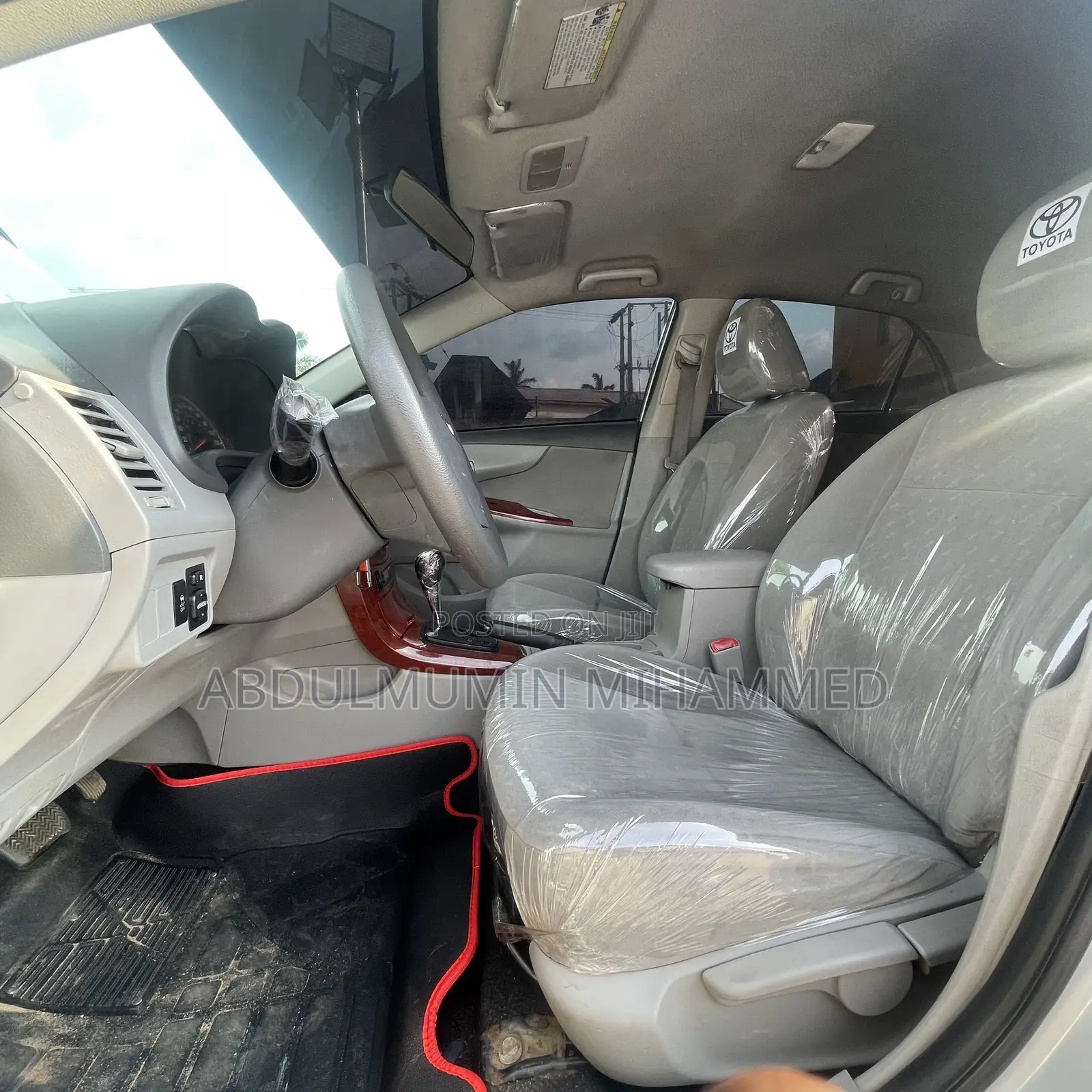 Toyota Corolla 2010 Silver