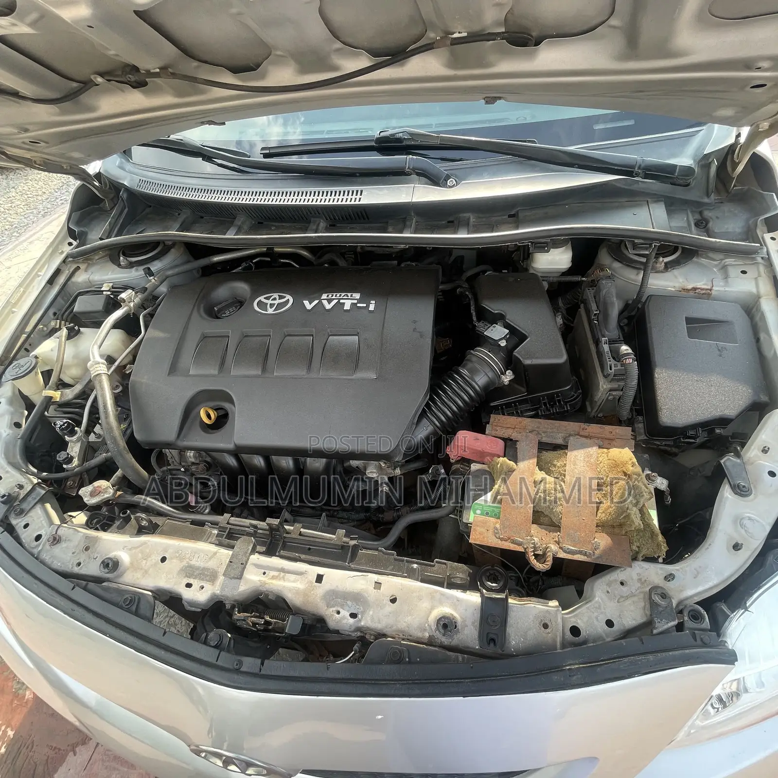 Toyota Corolla 2010 Silver