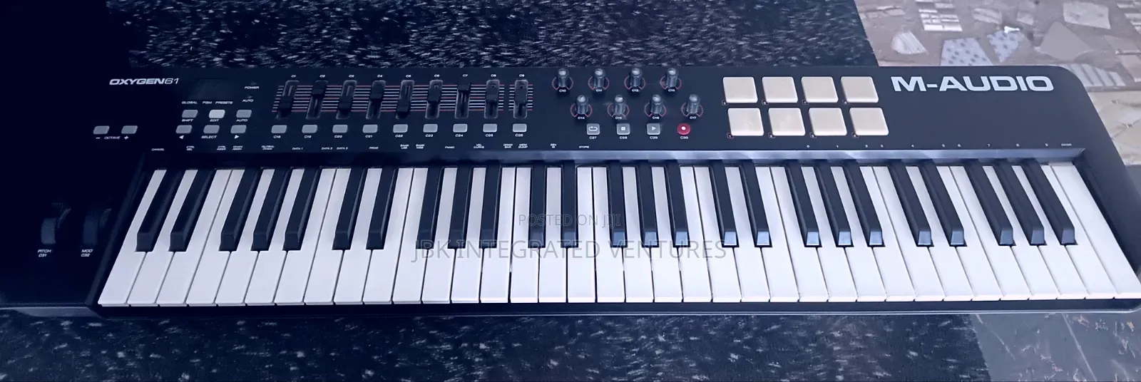 Oxygen 61 M Audio