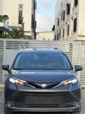 Toyota Sienna 2024 Gray