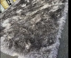 4 by 6 Center Rug With Wood
