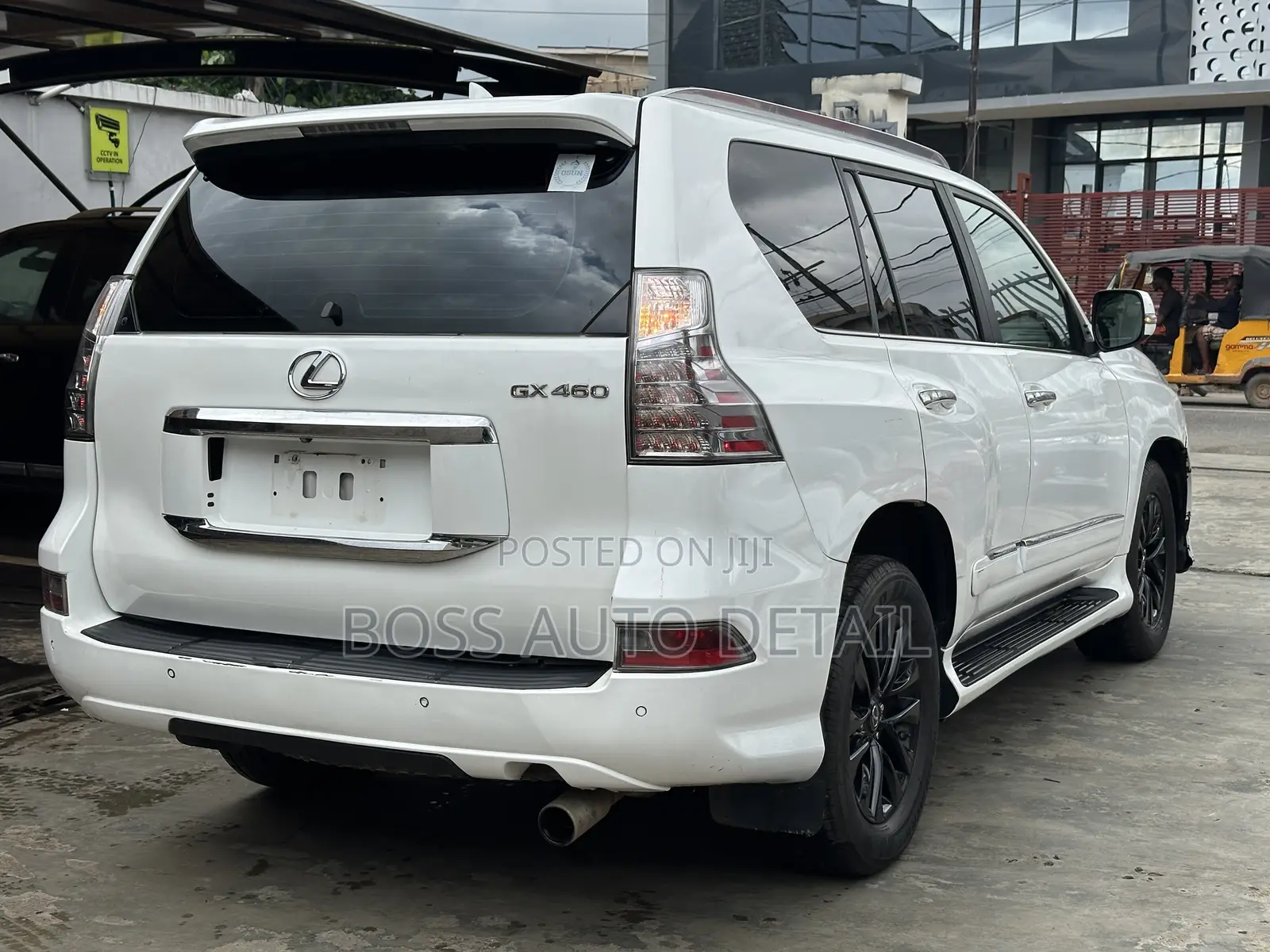 Lexus GX 460 Base 2016 White