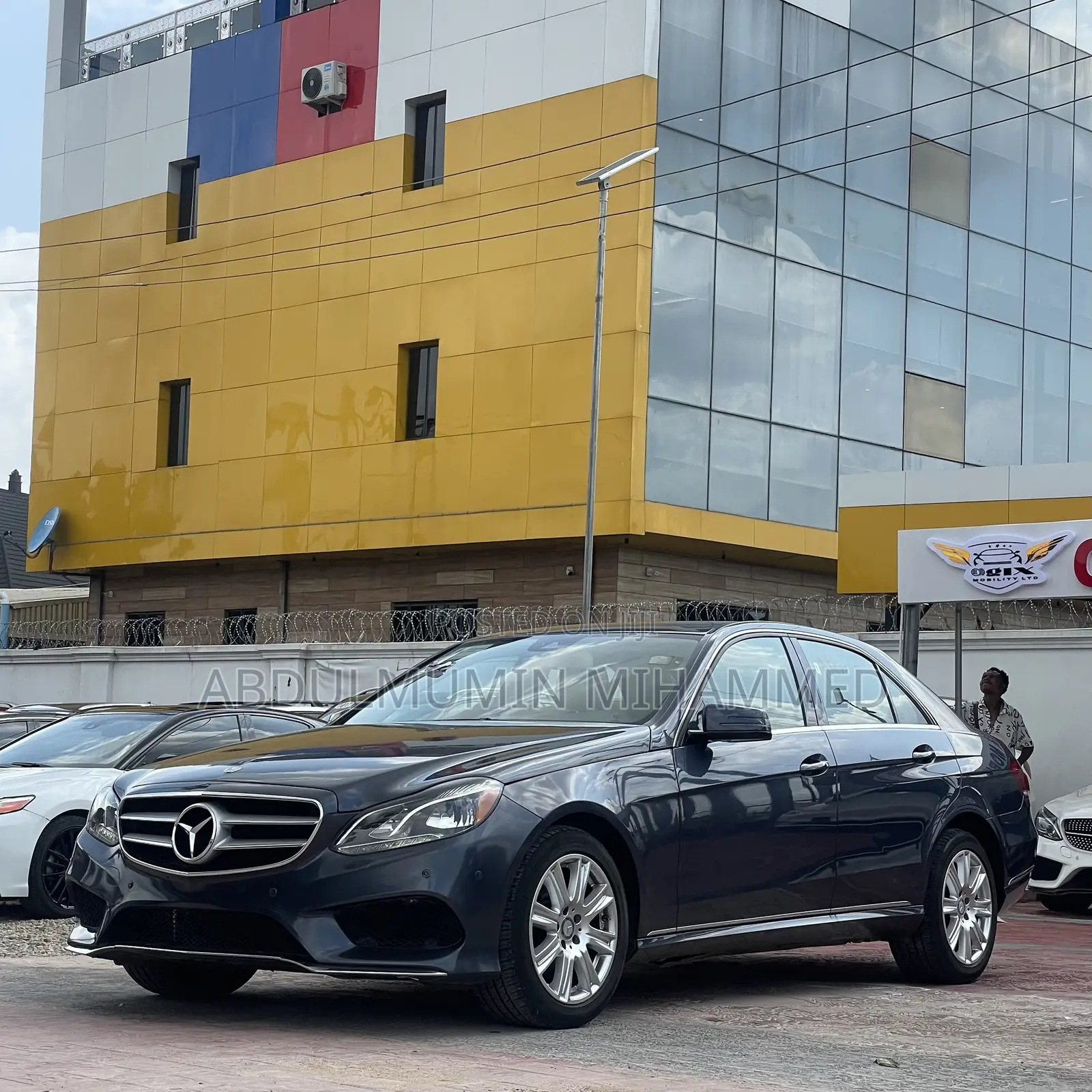 Mercedes-Benz E350 2014 Blue