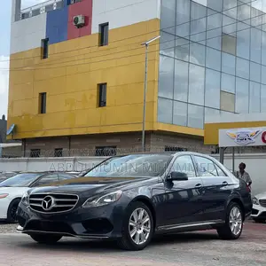 Mercedes-Benz E350 2014 Blue