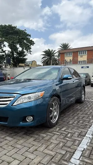 Toyota Camry 2009 Blue