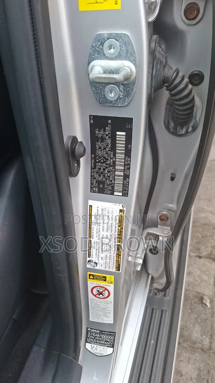 Lexus GX 2011 Silver