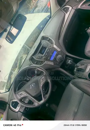 Hyundai Santa Fe 2013 White