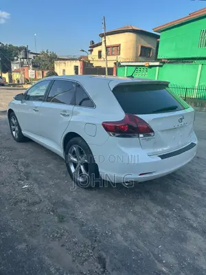 Toyota Venza XLE 2013 White