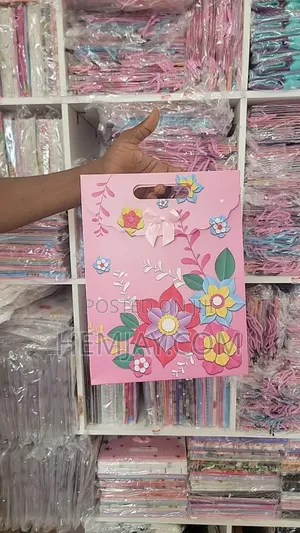 (12pcs) Decorative Fancy Gift Bags/ Occasion