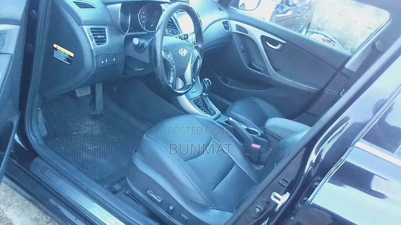 Hyundai Elantra 2015 Black