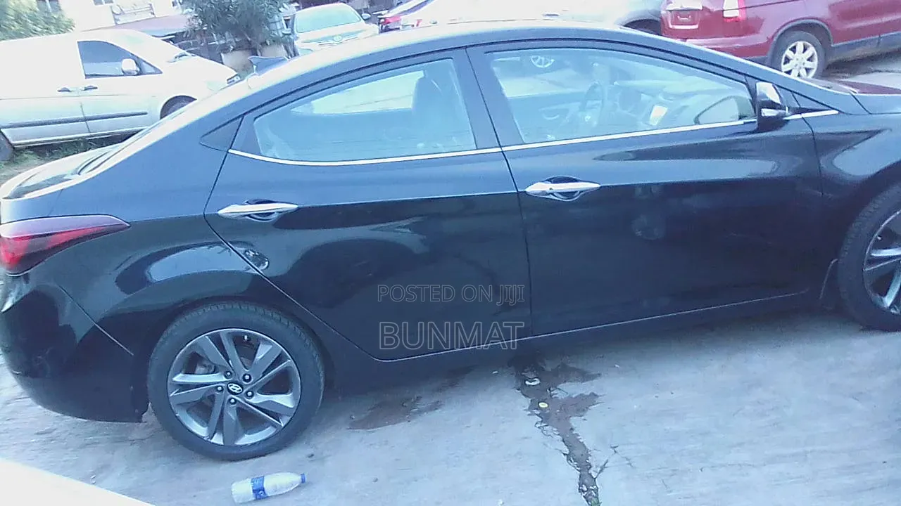Hyundai Elantra 2015 Black