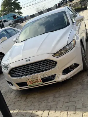 Ford Fusion Titanium AWD 2016 White