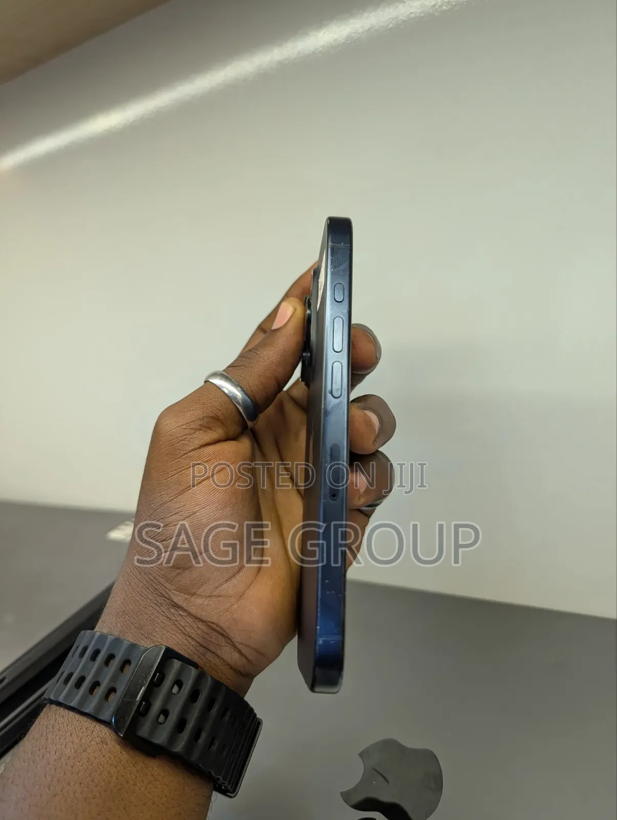 New Apple iPhone 15 Pro 128 GB Blue