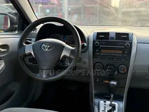 Toyota Corolla 2010 Red