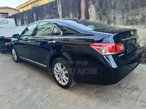 Lexus ES 350 2011 Black