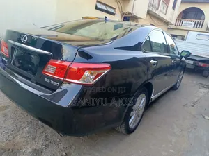 Lexus ES 350 2011 Black