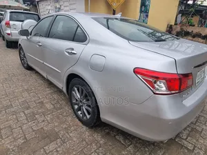 Lexus ES 350 2010 Silver