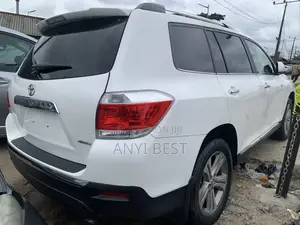 Toyota Highlander 2012 White