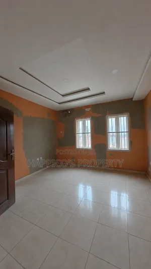 Mini Flat in Iwaya for rent