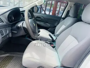 Mitsubishi L200 2017 White