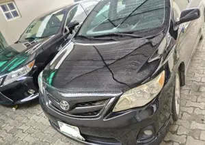 Toyota Corolla 2012 Black
