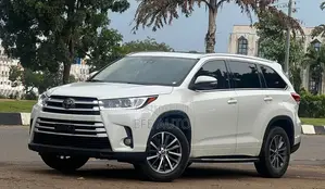 Toyota Highlander XLE 2019 White