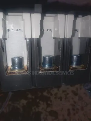 Posmith McCb Battery Breaker 250A 2pole DC