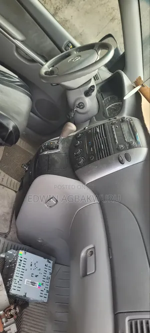 Toyota Sienna 2010 Beige