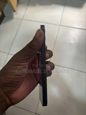 Apple iPhone 12 64 GB Black