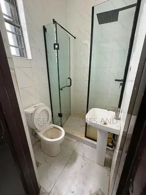 3bdrm Duplex in Lbs Adesanya Axis for rent