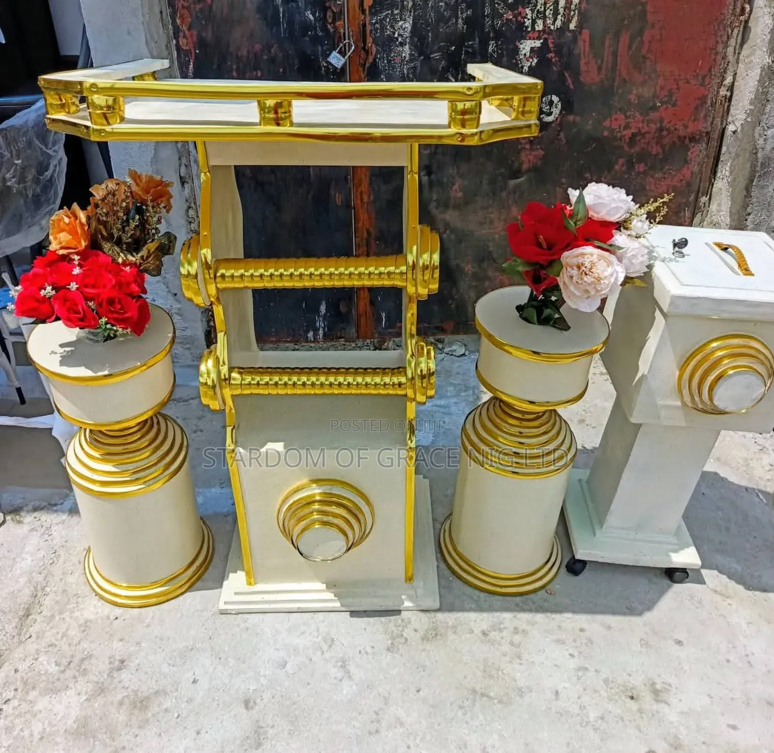 Modern Portable Pulpits,/Flower Vase/Tithe Box
