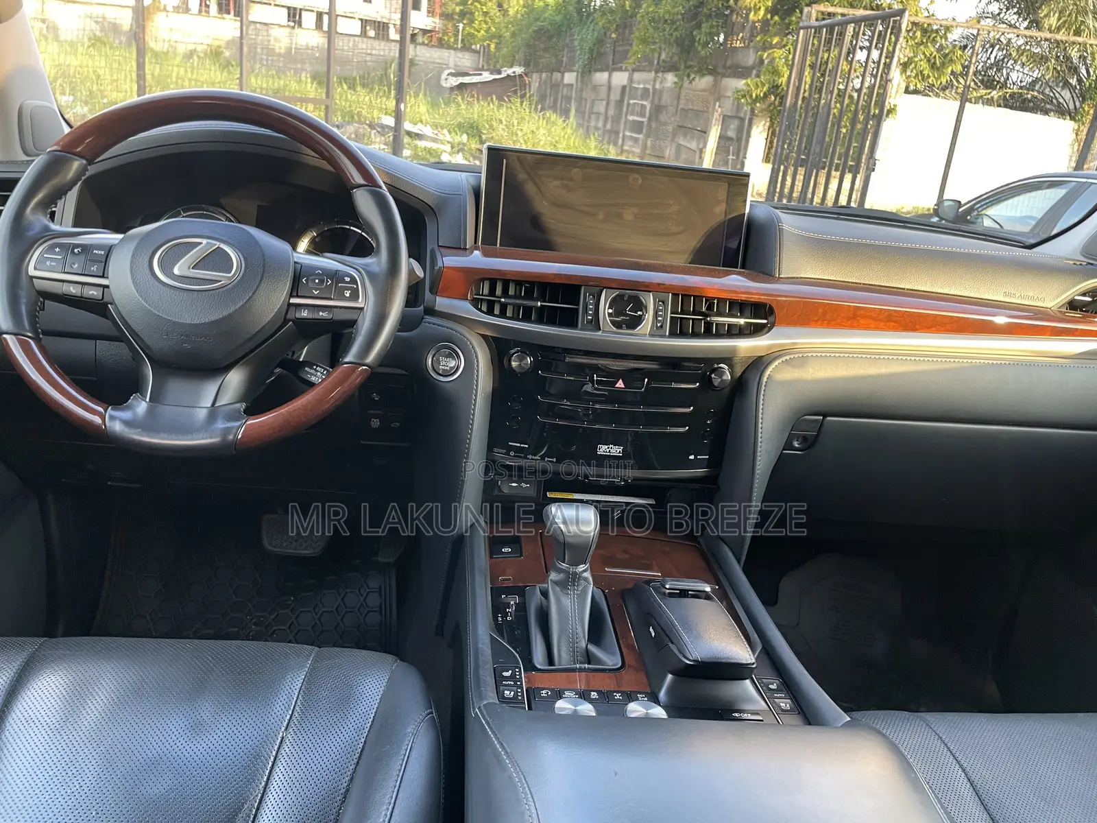 Lexus LX 2019 Black