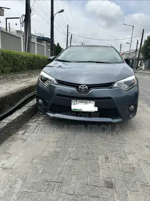 Toyota Corolla LE 4dr Sedan (1.8L 4cyl CVT) 2016 Gray