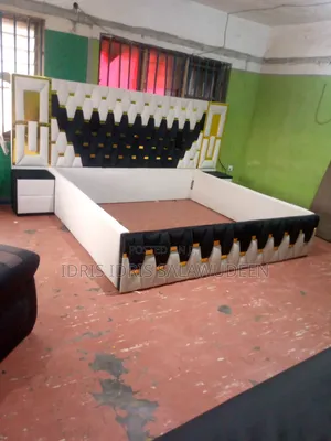 Luxury and Contemporary Bedroom Furniture Style.