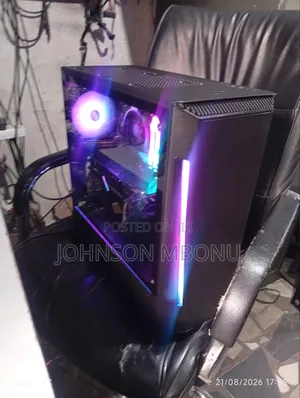 Desktop Computer Asus 16GB AMD Ryzen 5 SSD 512GB