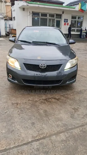 Toyota Corolla 2010 Black