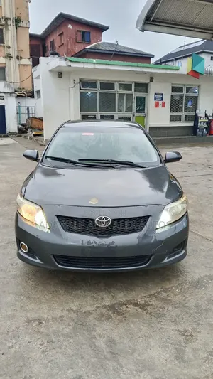 Toyota Corolla 2010 Black
